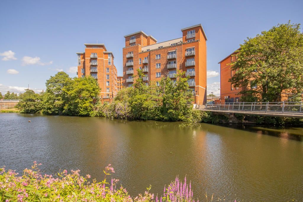 Property photo 1 of 5