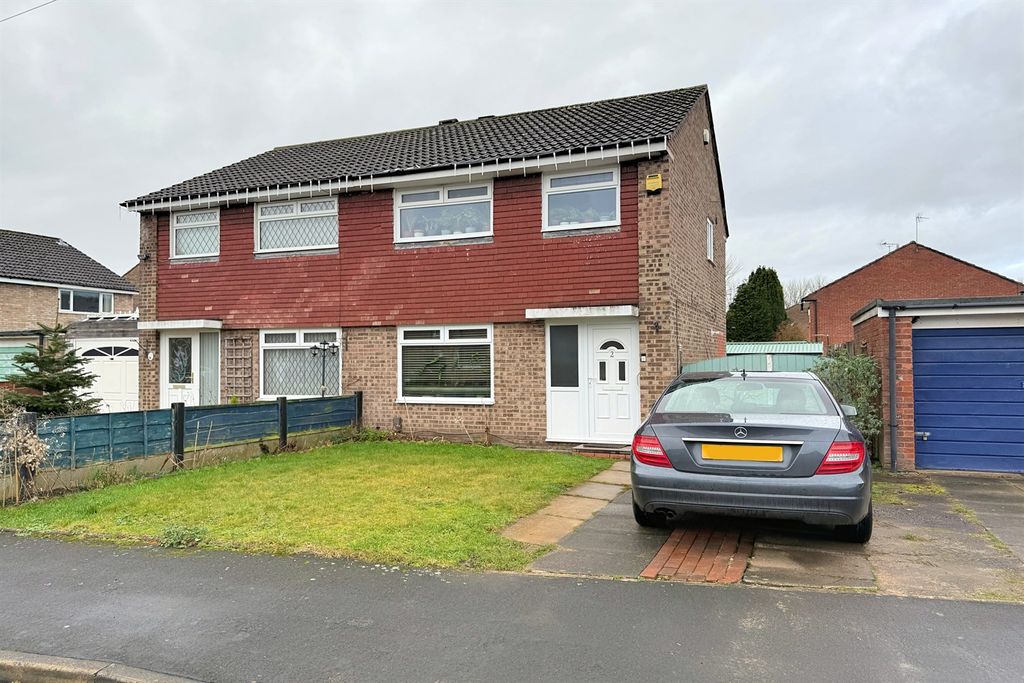 Property photo 1 of 12 (Main)