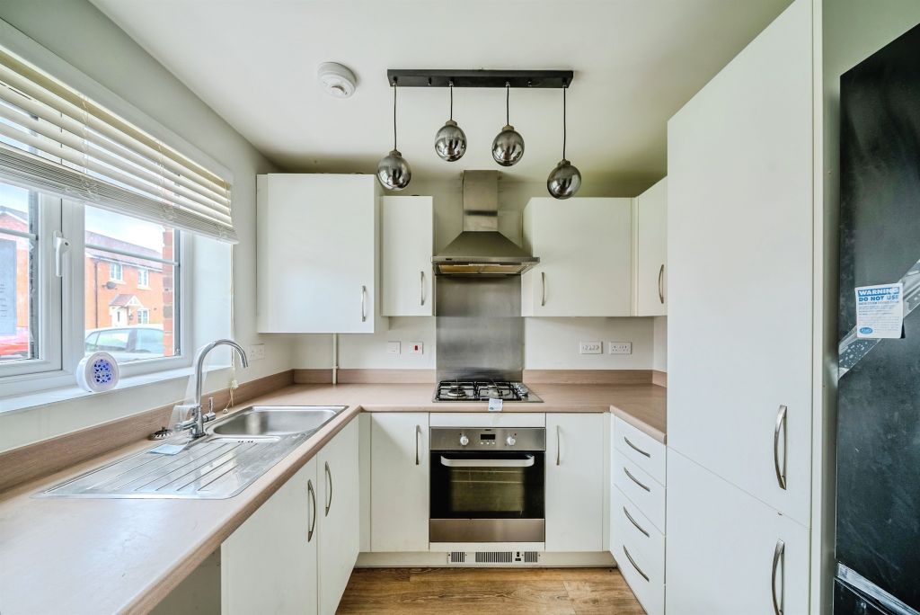 Property photo 2 of 13