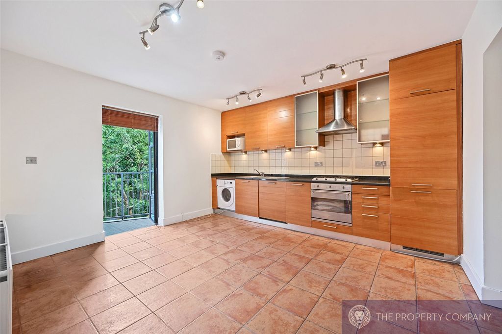 Property photo 3 of 12 Picture No. 04