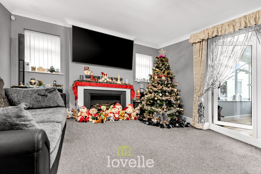 Property photo 2 of 26