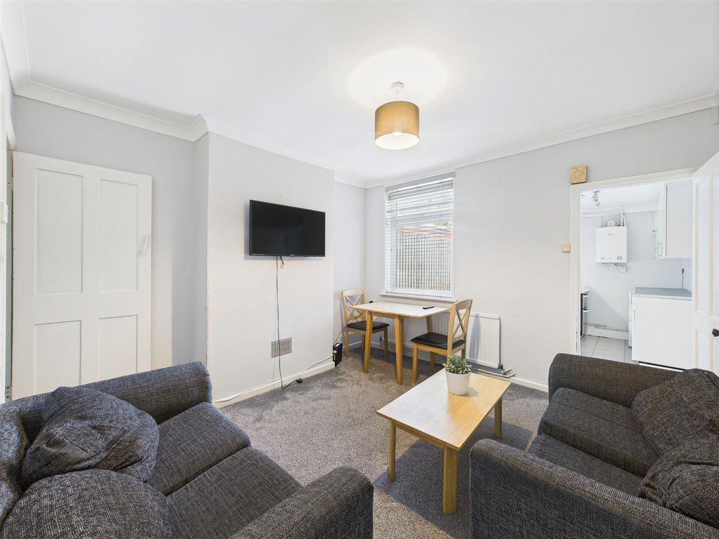 Property photo 2 of 6 Cam04063G0-Pr0118-Still002.Jpg