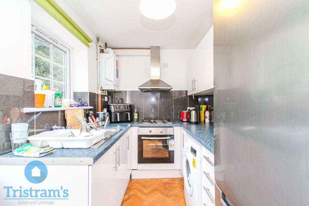 Property photo 2 of 13 Img_3160