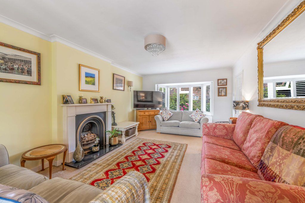 Property photo 2 of 14