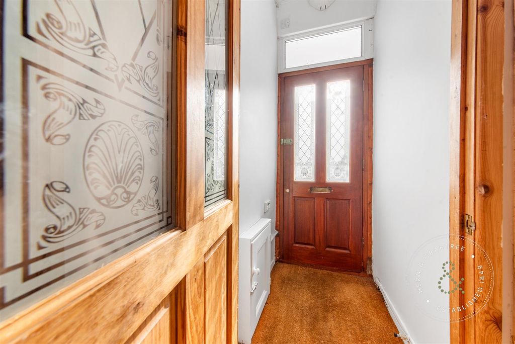 Property photo 2 of 34 Kincraig-Street-15.Jpg