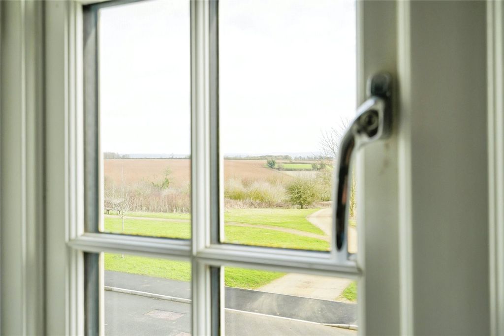 Property photo 2 of 10 Picture No. 05