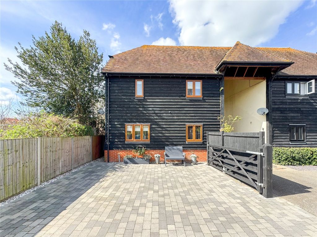 Property photo 2 of 30 Picture No. 25