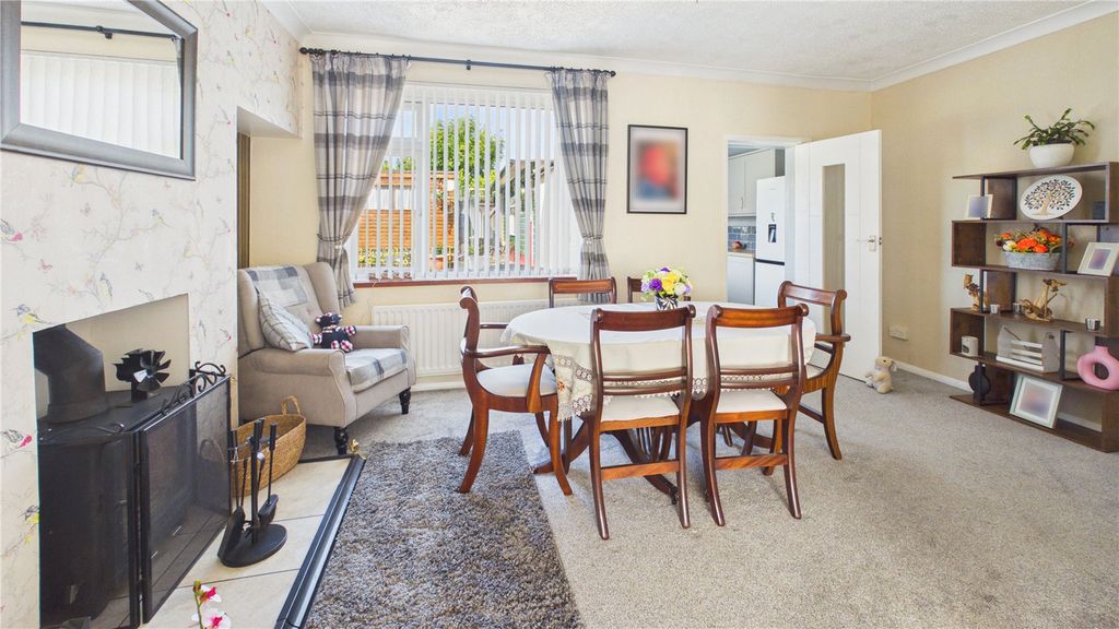 Property photo 3 of 15 Picture No. 07