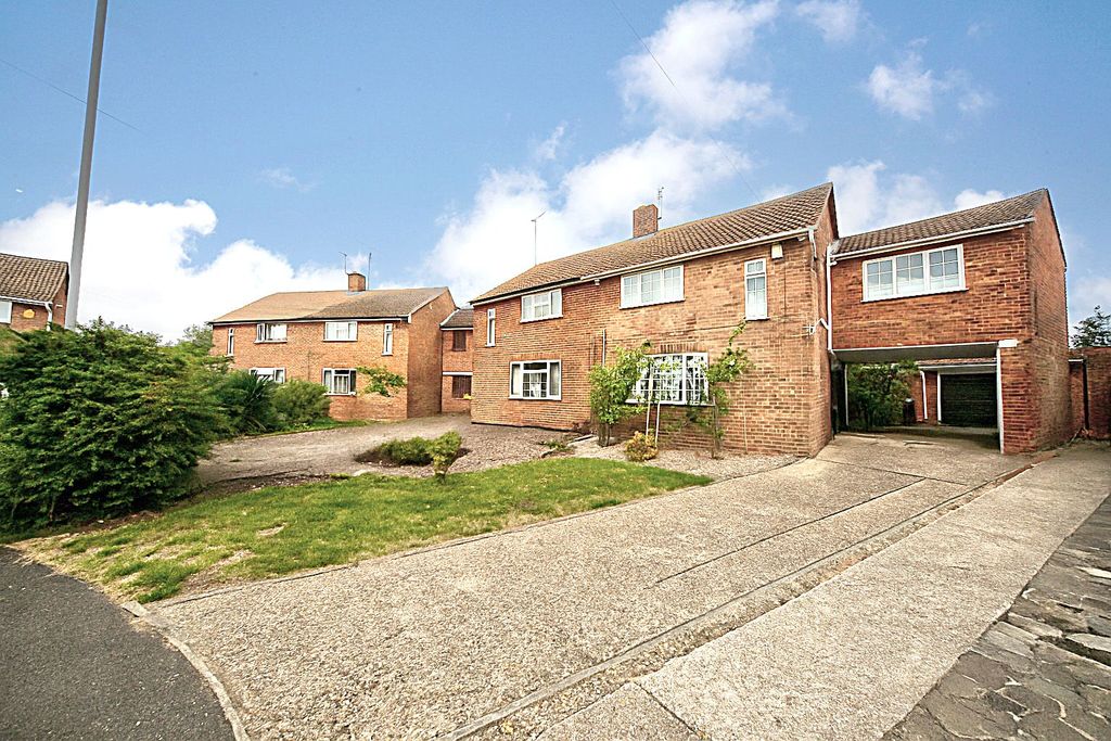 Property photo 1 of 24