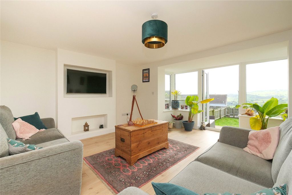 Property photo 2 of 20 Picture No. 05