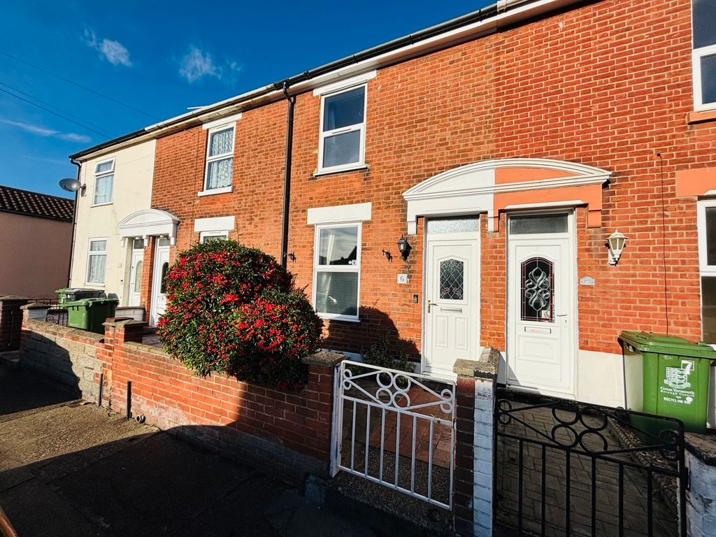 Property photo 1 of 15