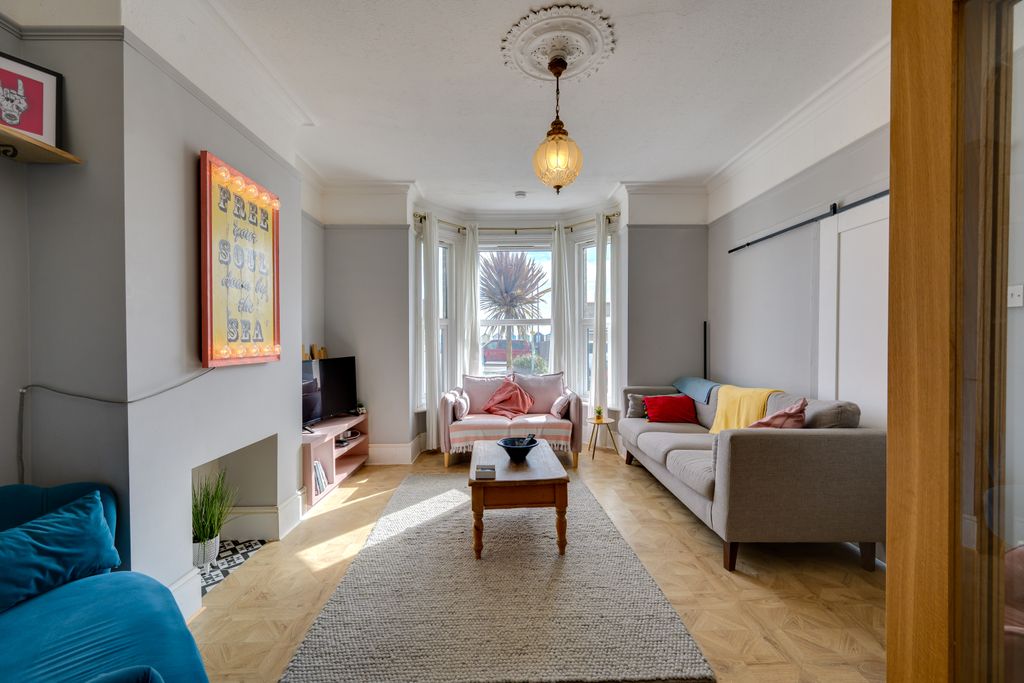 Property photo 2 of 25 Dsc_5155