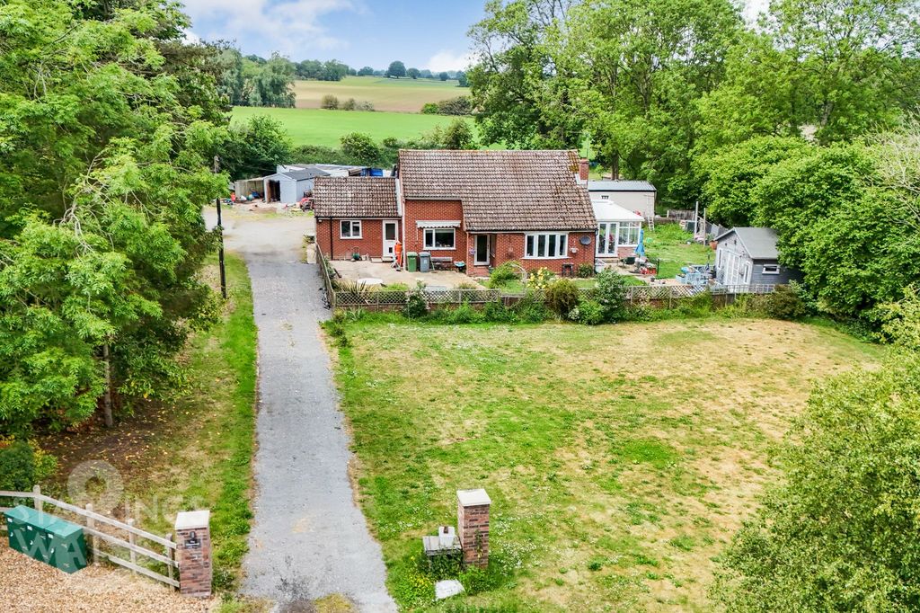 Property photo 3 of 26