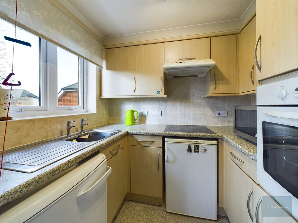 Property photo 3 of 11 Picture No. 06