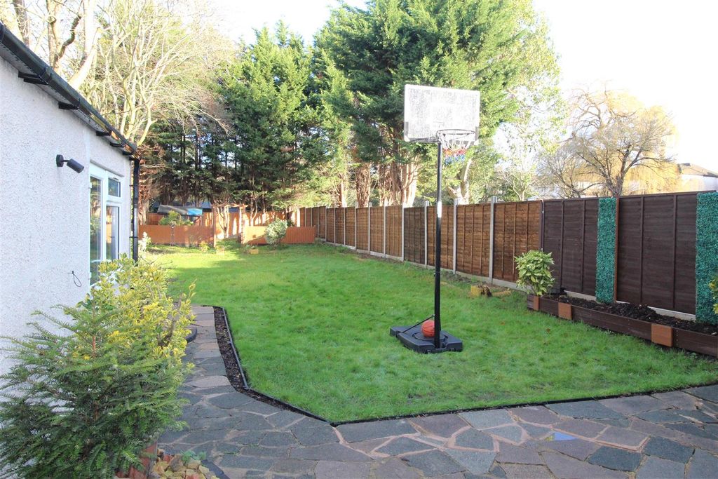 Property photo 2 of 30 Img_5232.Jpg