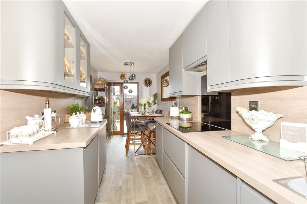 Property photo 3 of 14 Kitchen/ Diner