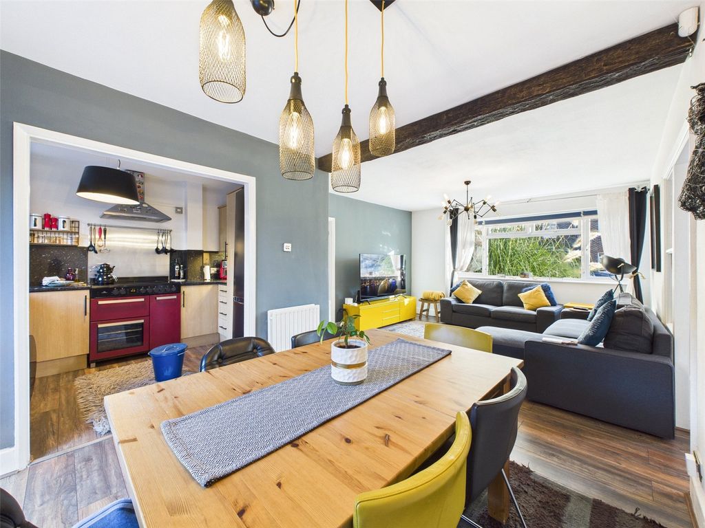 Property photo 2 of 15 Picture No. 13