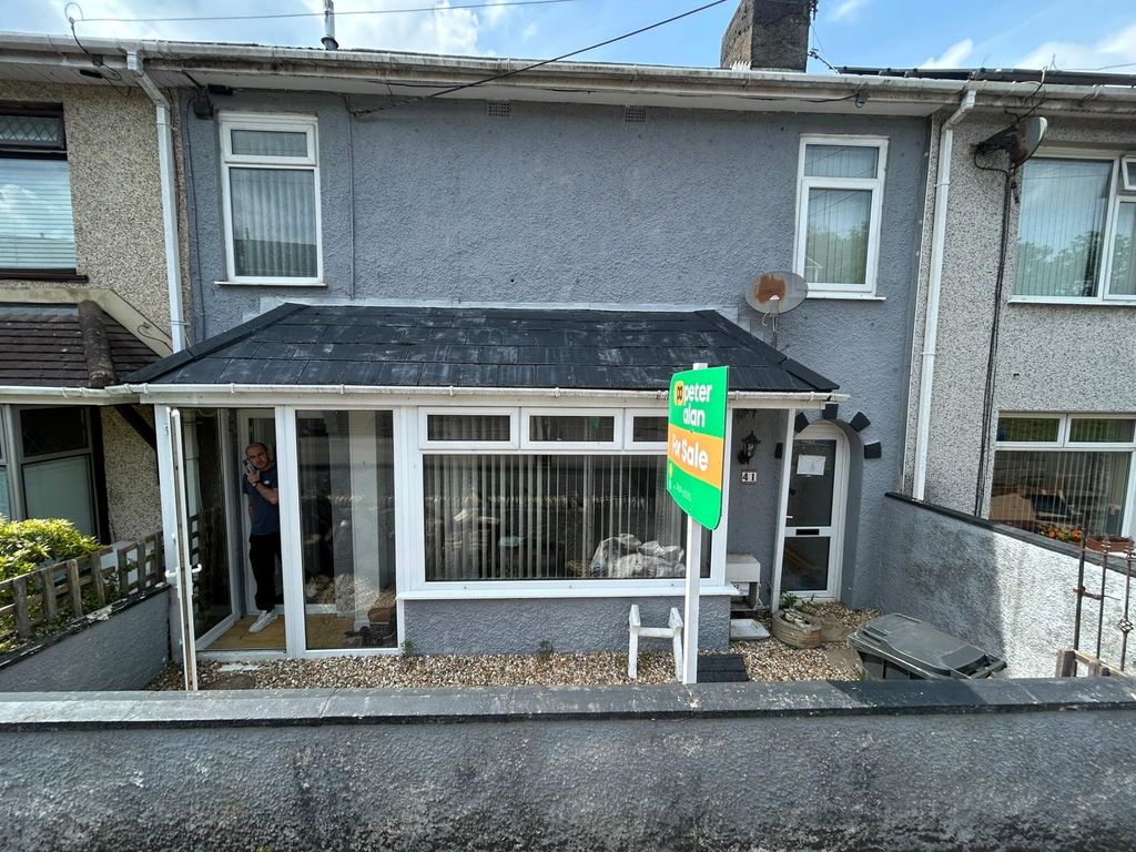 Property photo 2 of 2