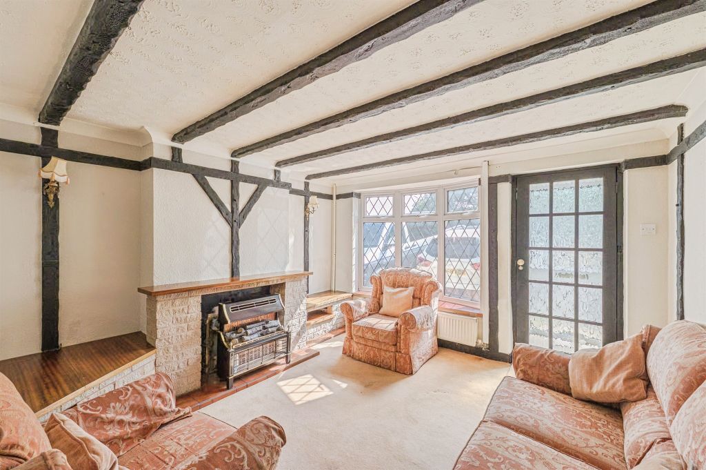 Property photo 2 of 17