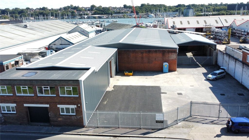 Property photo 1 of 18 Picture No. 07