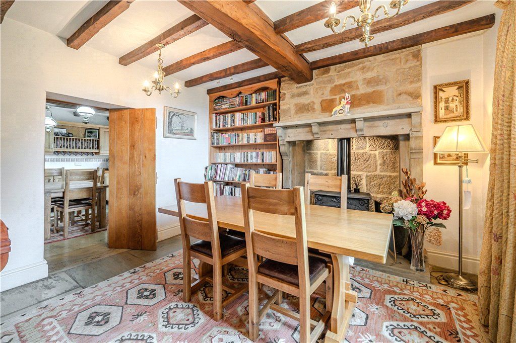 Property photo 2 of 35 Dining Room