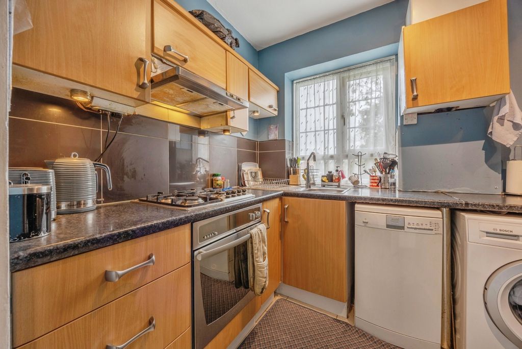 Property photo 1 of 19 Pbox-Img.Jpg