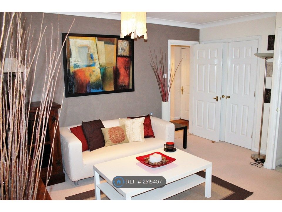 Property photo 1 of 35 Living Room