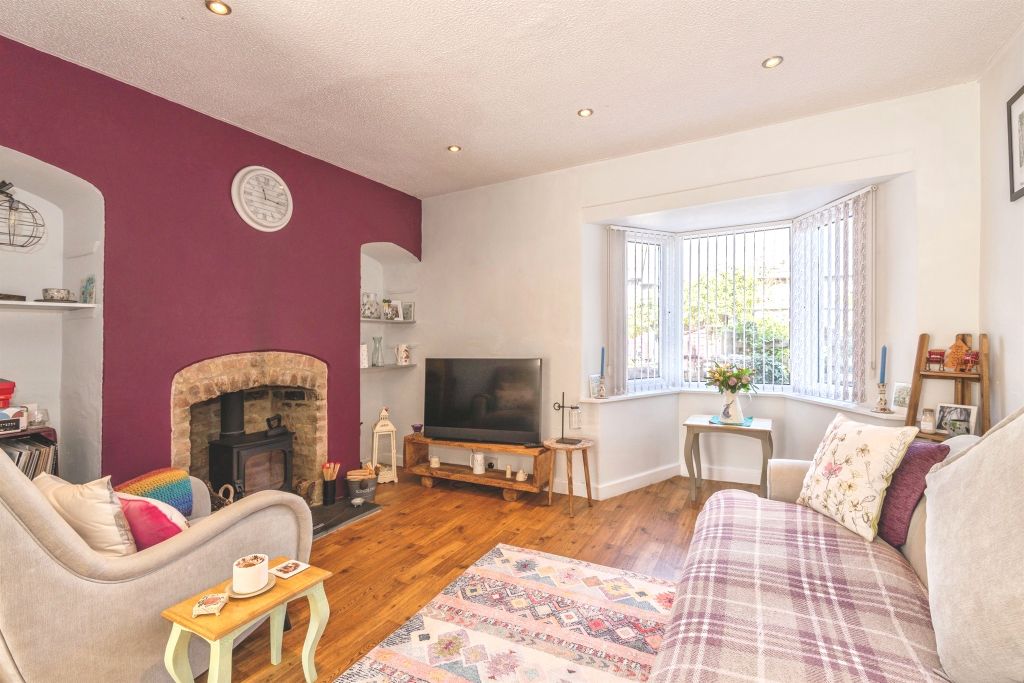 Property photo 2 of 18