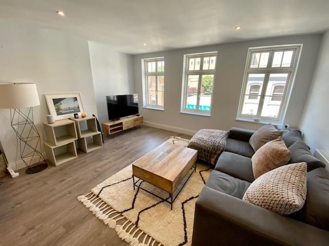 Property photo 2 of 9 Living Room