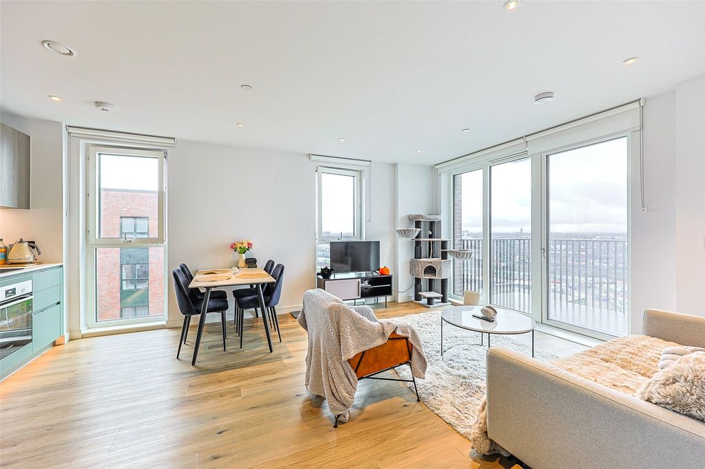 Property photo 3 of 16 Picture No. 08