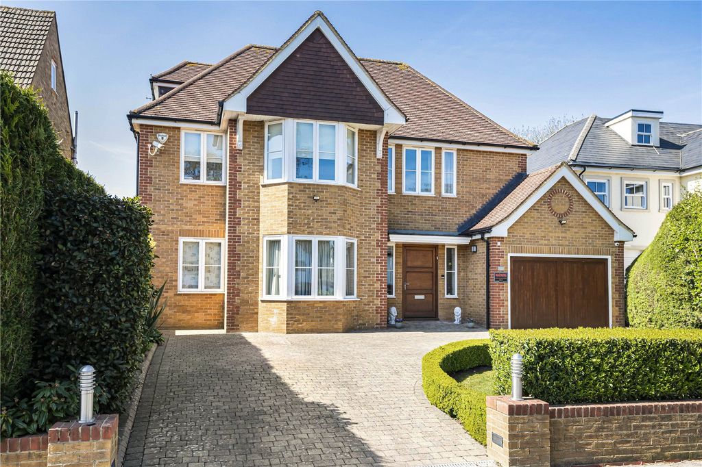 Property photo 2 of 36 Picture No. 29