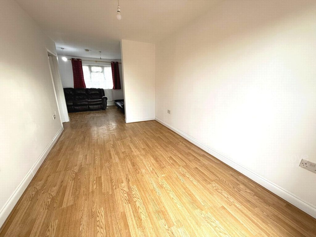 Property photo 3 of 13 Photo 18