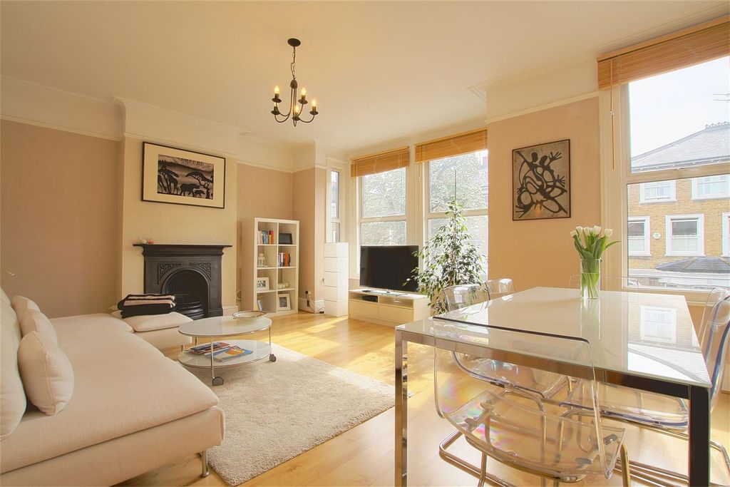 Property photo 2 of 6