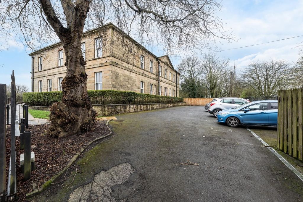 Property photo 2 of 12 Img_0784.Jpg