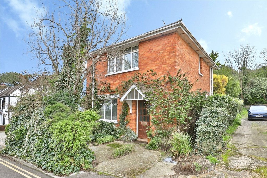 Property photo 1 of 17 Front