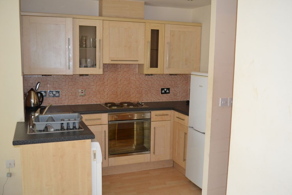 Property photo 3 of 8