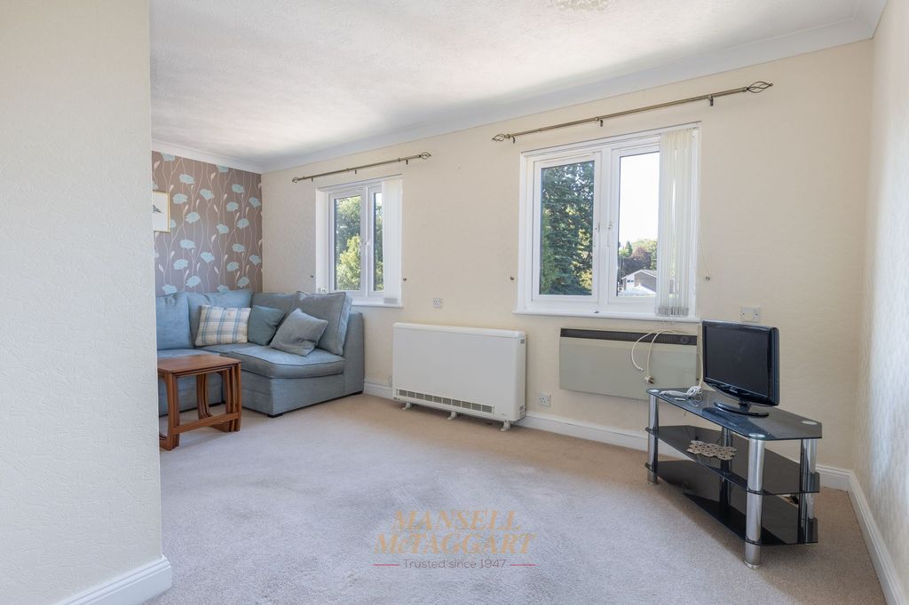 Property photo 3 of 15