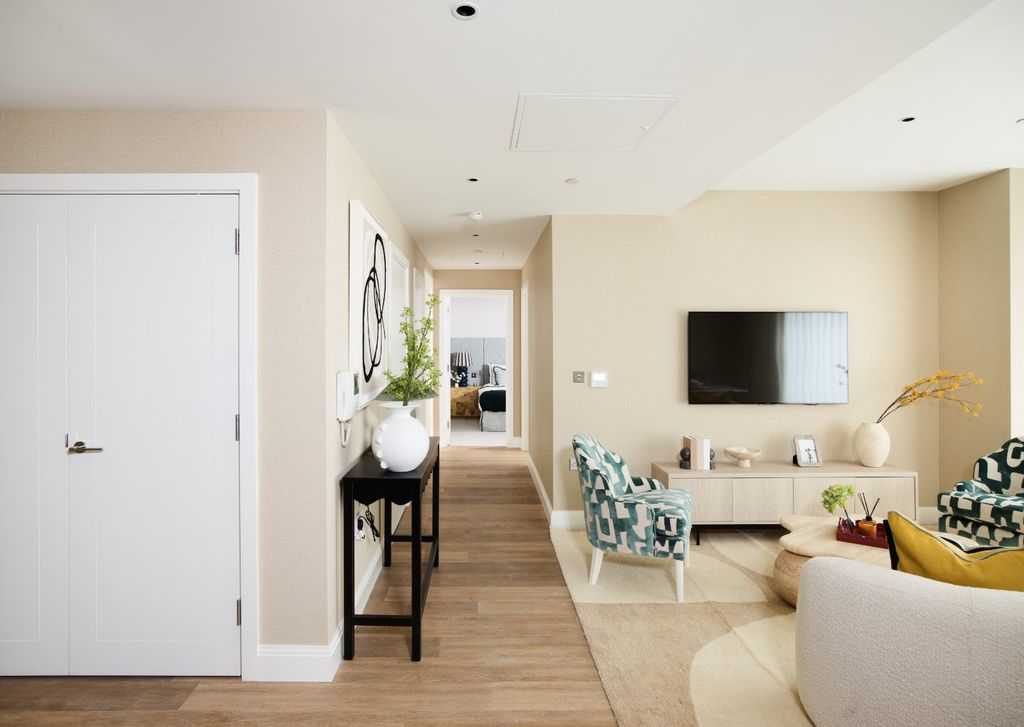 Property photo 3 of 15 Picture No. 02