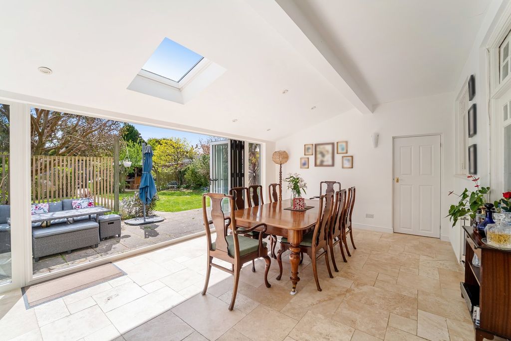 Property photo 2 of 43