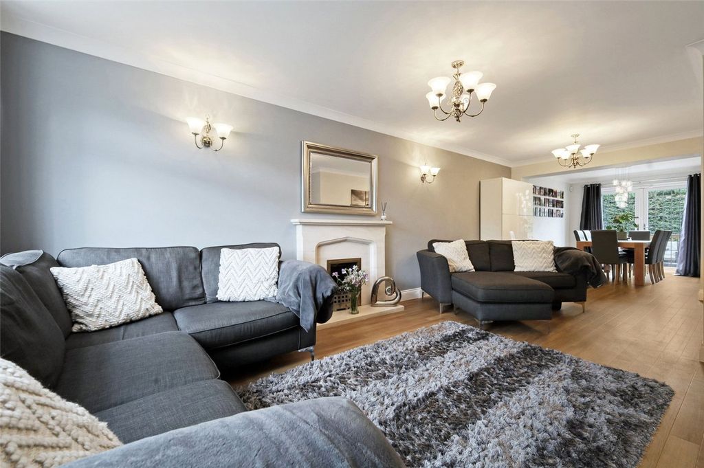 Property photo 3 of 26 Picture No. 17