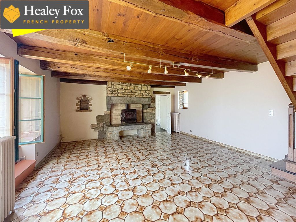 Property photo 2 of 17