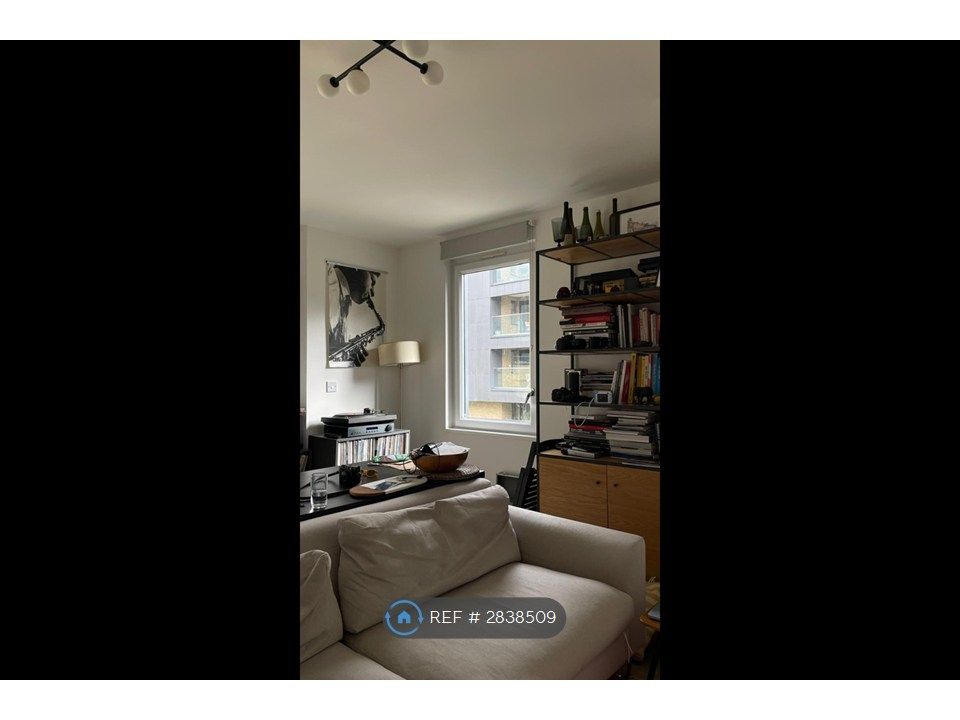Property photo 2 of 11