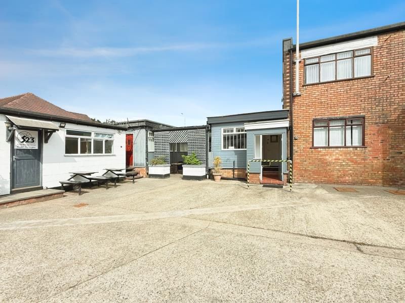 Property photo 3 of 15