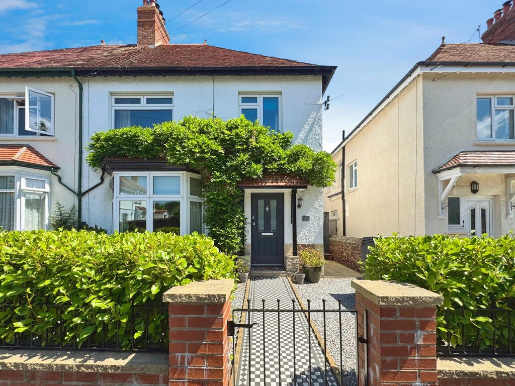 Property photo 1 of 32