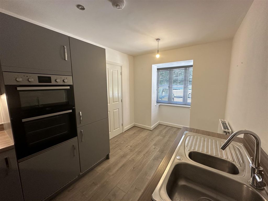 Property photo 3 of 12 Img_0224.Jpg