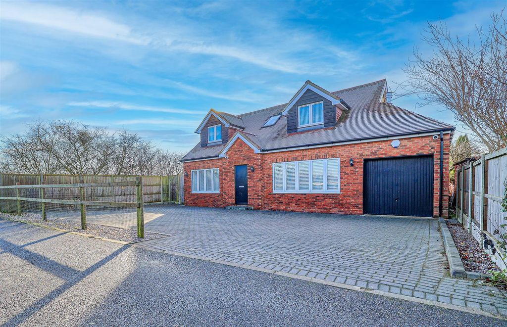 Property photo 1 of 16 Img_1379.Jpeg