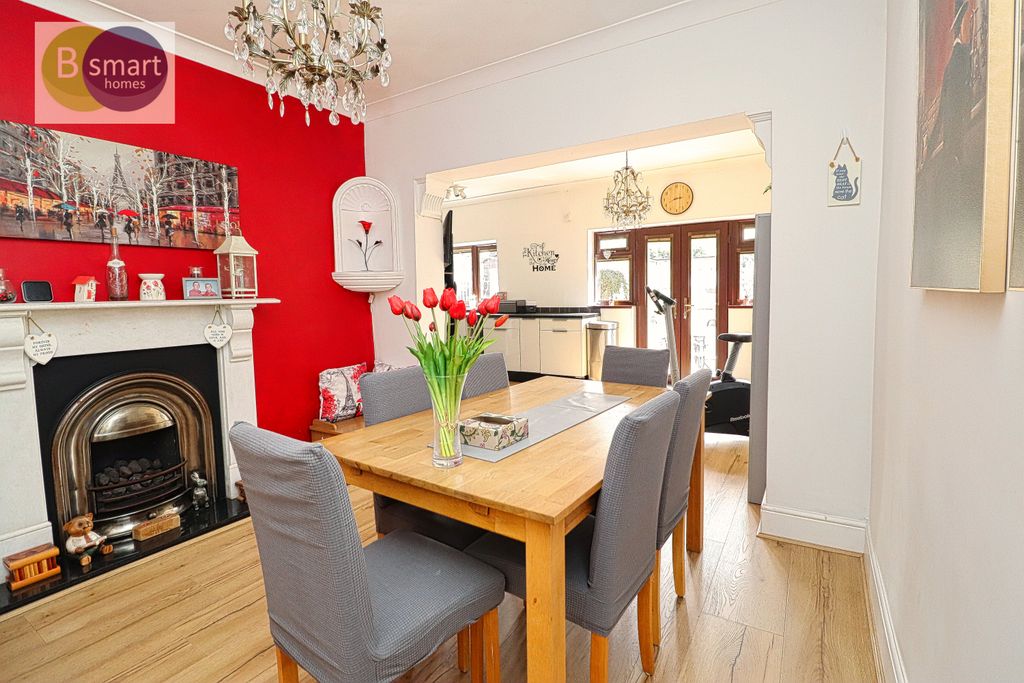 Property photo 3 of 21 Img_4587