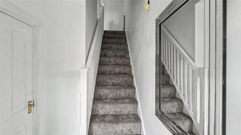Property photo 2 of 8 Picture No. 02