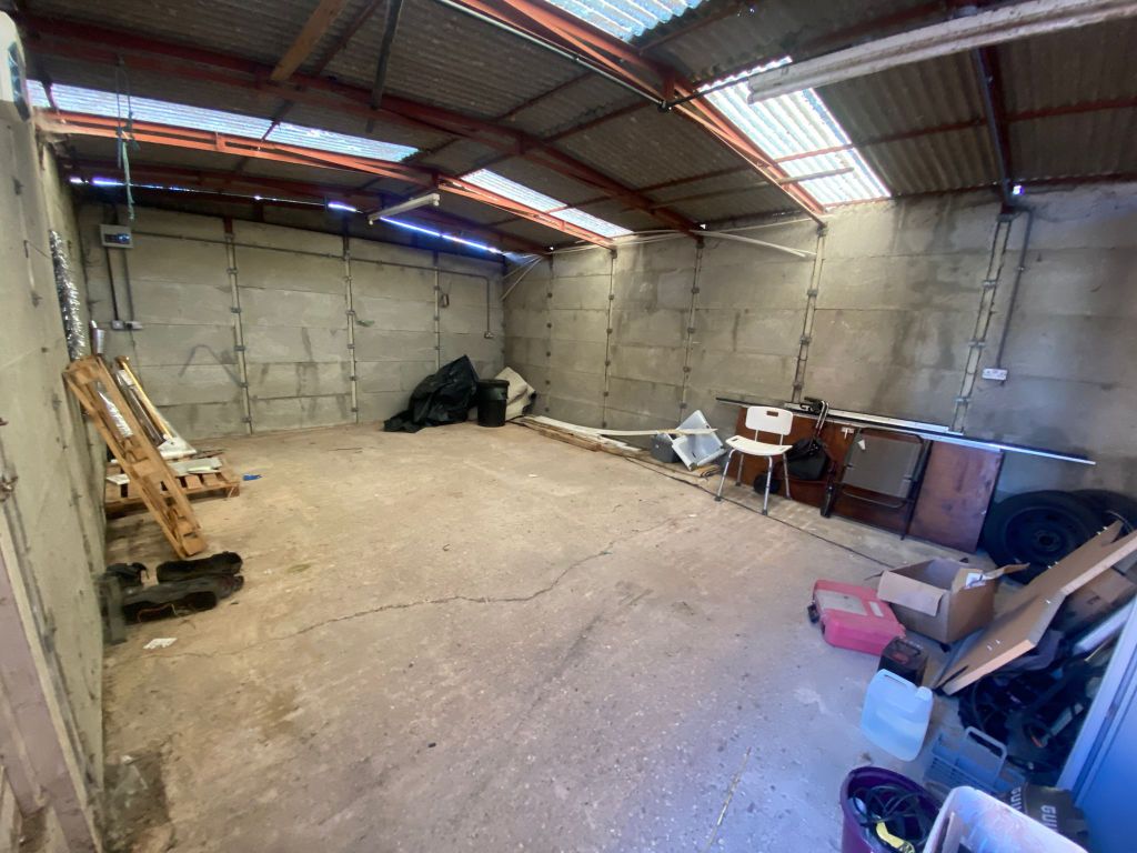 Property photo 1 of 4