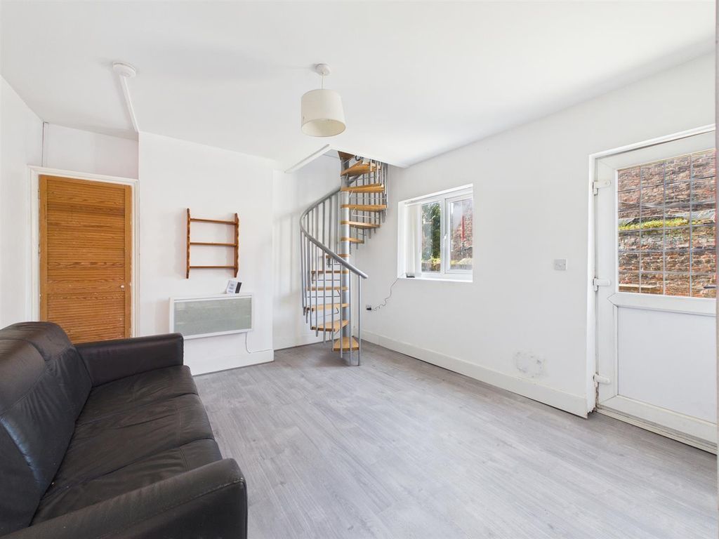 Property photo 2 of 5 Cam03844G0-Pr0431-Still001.Jpg